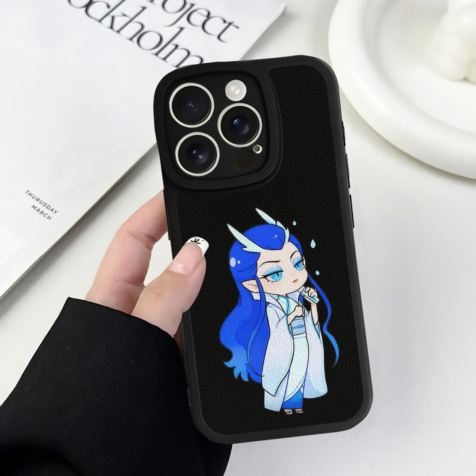 （画像用） Ne Zha 2 ナタ 魔童の大暴れ 【iPhone 16シリーズ対応】シリコンスマホケース（レザー調） 材質：シリコン